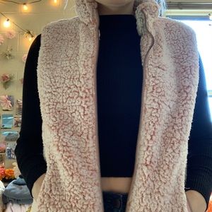 Pink Fluffy Vest Size L Thread & Supply